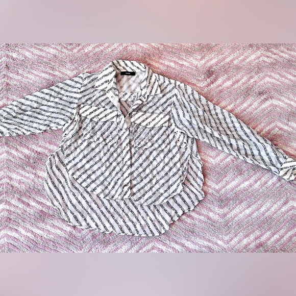 Diesel print button down shirt size S, light weight, in good condition - Picture 1 of 4